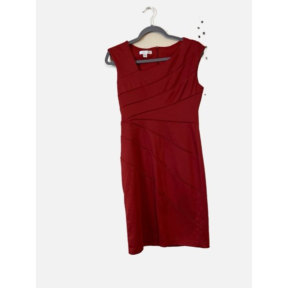 London Times Women Red Sleeveless Knee Length Sheath Dress Size 8. Pre-Owned - Picture 1 of 8